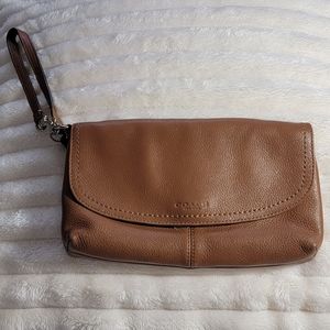 Coach Kristin Beige Patent Leather Clutch